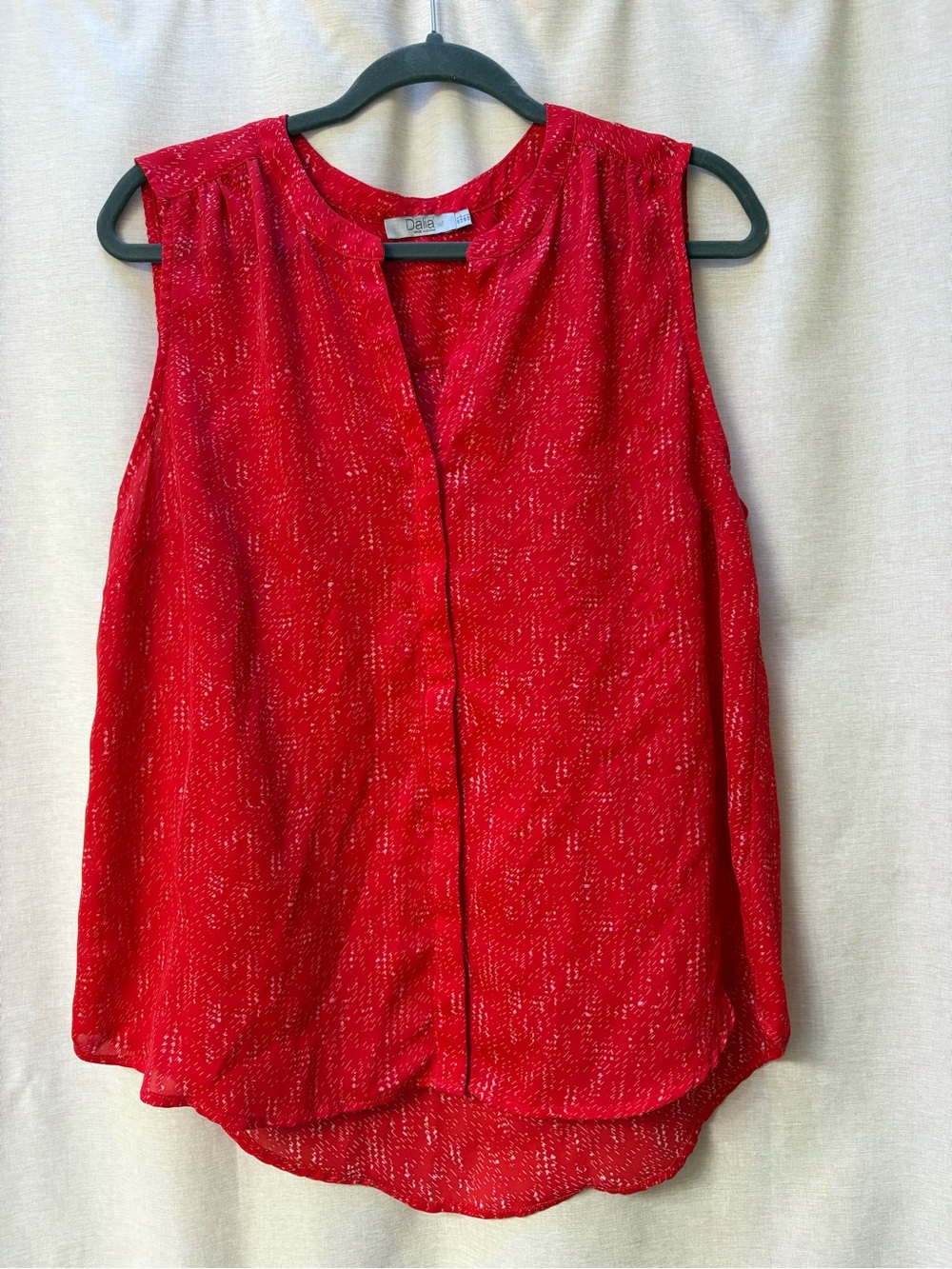 Dalia Red Sleeveless Button-Front Camisole